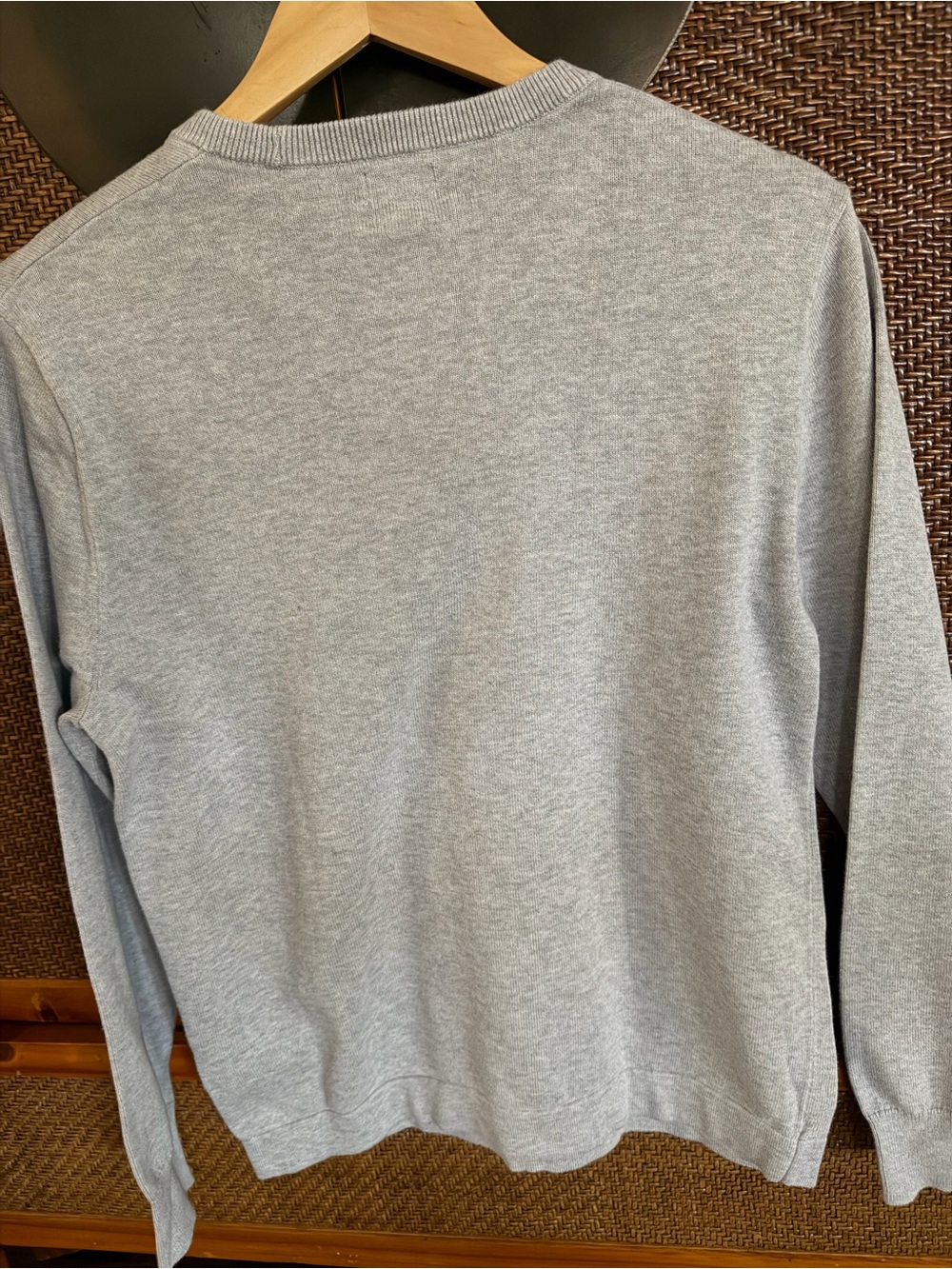 J. Crew Men’s Crewneck Sweater in Light Gray Heather - Picture 2 of 3